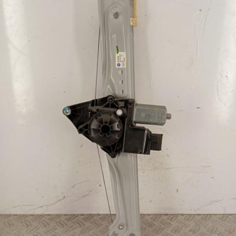 Leve vitre electrique arriere droit OPEL CROSSLAND X