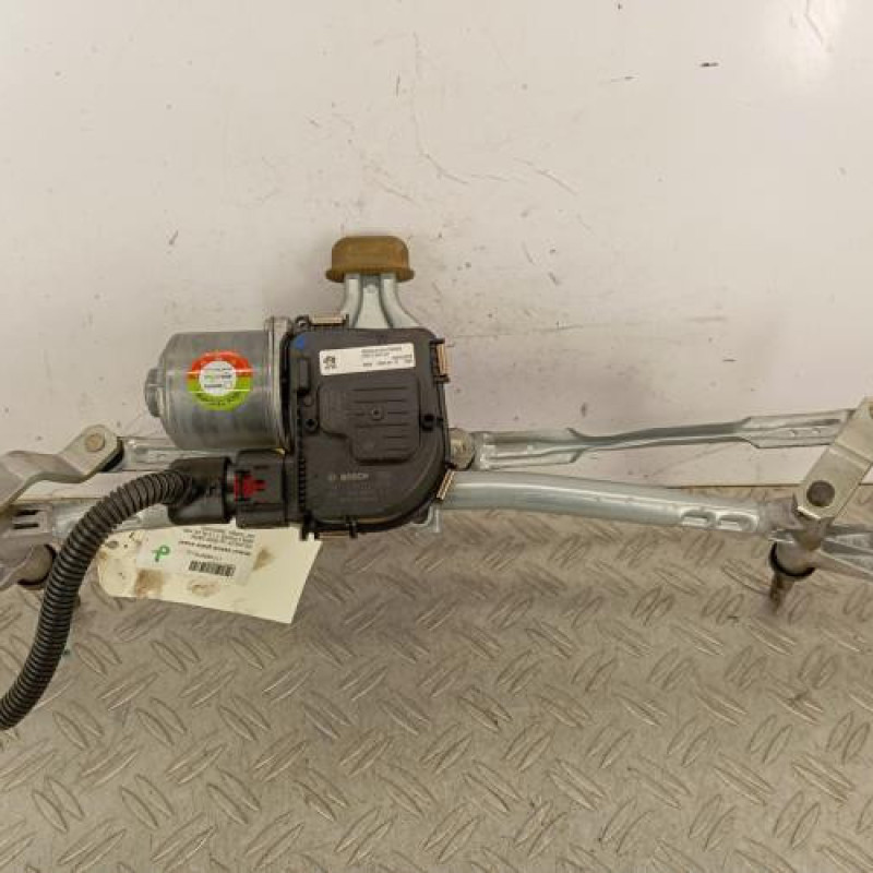Moteur essuie glace avant PEUGEOT 5008 2
