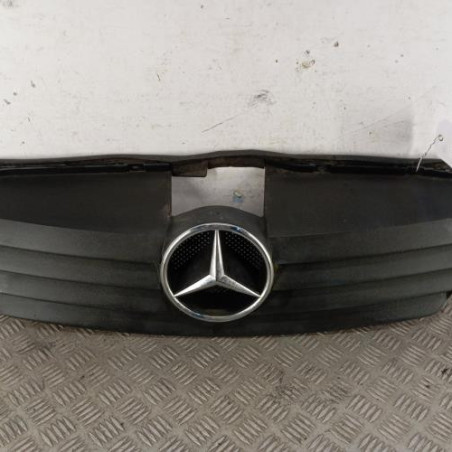 Calandre MERCEDES VANEO 414 Photo n°1