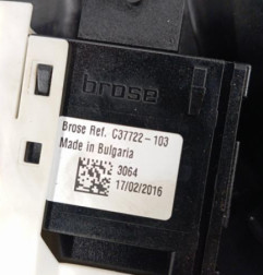 Leve vitre electrique avant droit FIAT 500X Photo n°6