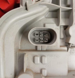 Feu arriere principal droit (feux) AUDI A3 2 Photo n°4