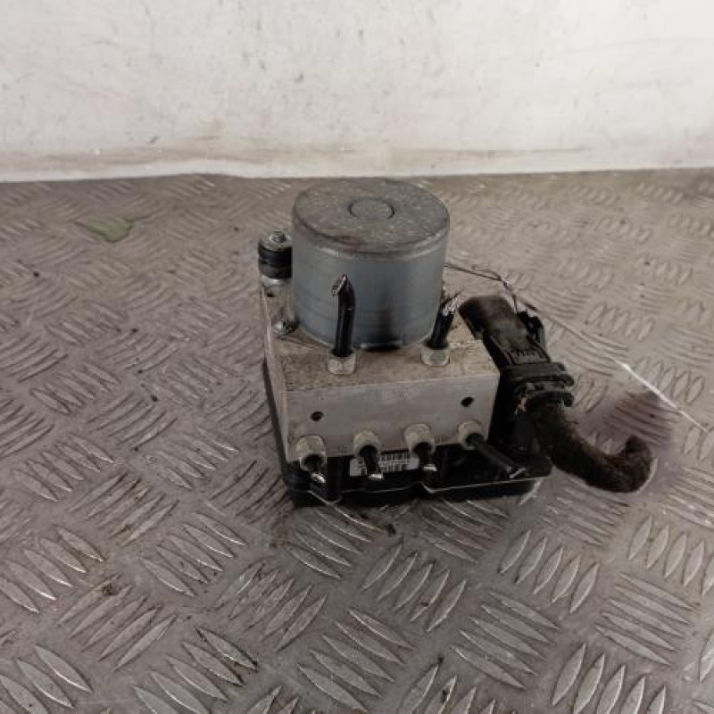 Bloc ABS (freins anti-blocage) OPEL MERIVA B