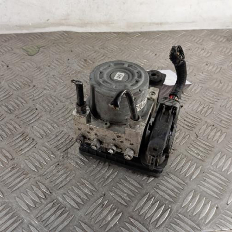Bloc ABS (freins anti-blocage) OPEL VIVARO 2