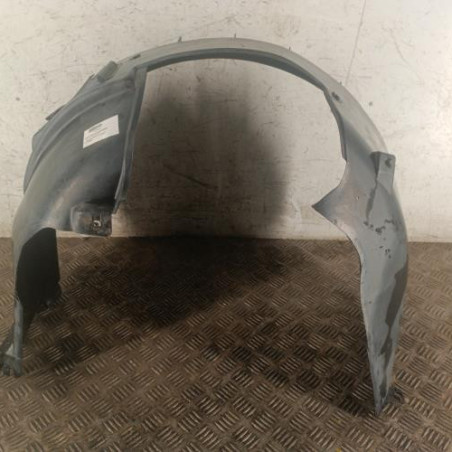 Pare boue avant droit FIAT GRANDE PUNTO Photo n°1