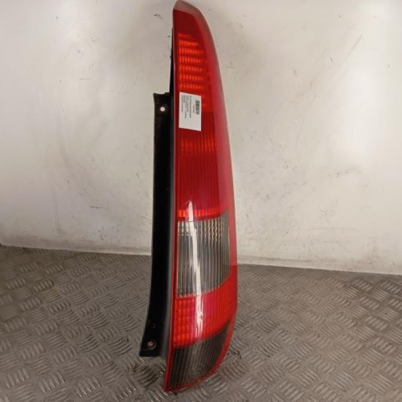 Feu arriere principal droit (feux) FORD FIESTA 5