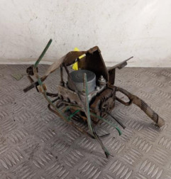 Bloc ABS (freins anti-blocage) RENAULT CLIO 2 Photo n°1