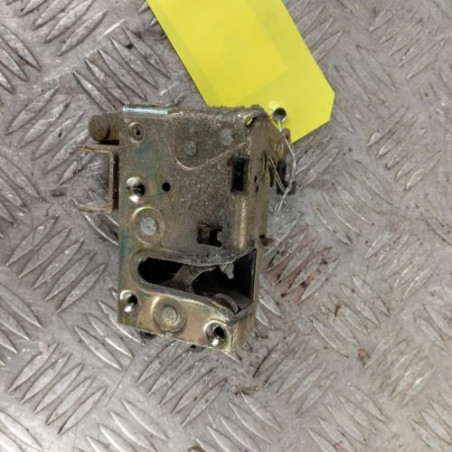 Serrure avant gauche PEUGEOT 106