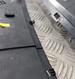 Baie de pare brise BMW X6 F16 Photo n°6