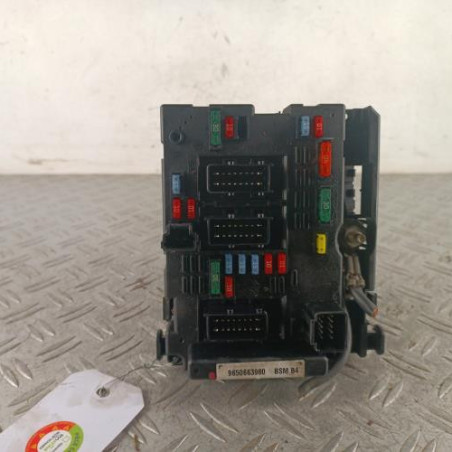 Boitier servitude moteur (BSM) PEUGEOT 206 Photo n°1