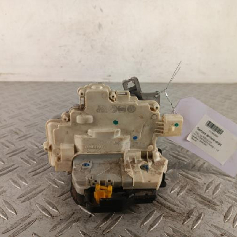 Serrure arriere droit AUDI A3 2