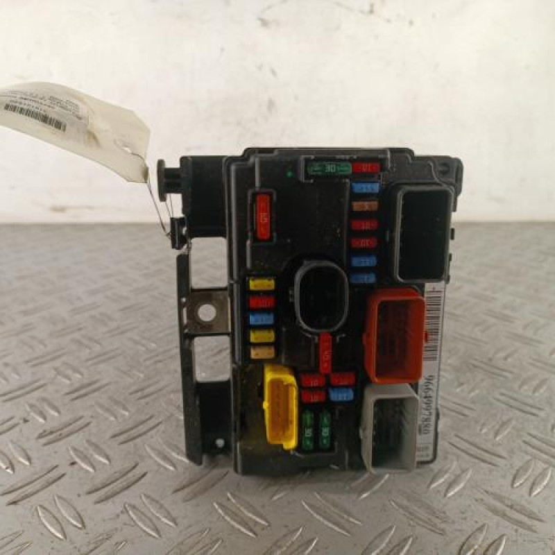 Boitier servitude moteur (BSM) PEUGEOT 207