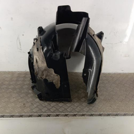 Pare boue avant droit PEUGEOT 308 2