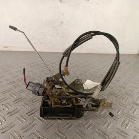 Serrure avant gauche VOLKSWAGEN FOX Photo n°1