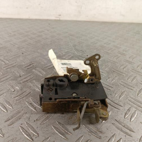 Serrure avant gauche PEUGEOT 106 Photo n°1