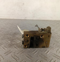 Serrure avant gauche PEUGEOT 106