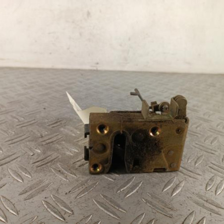 Serrure avant gauche PEUGEOT 106