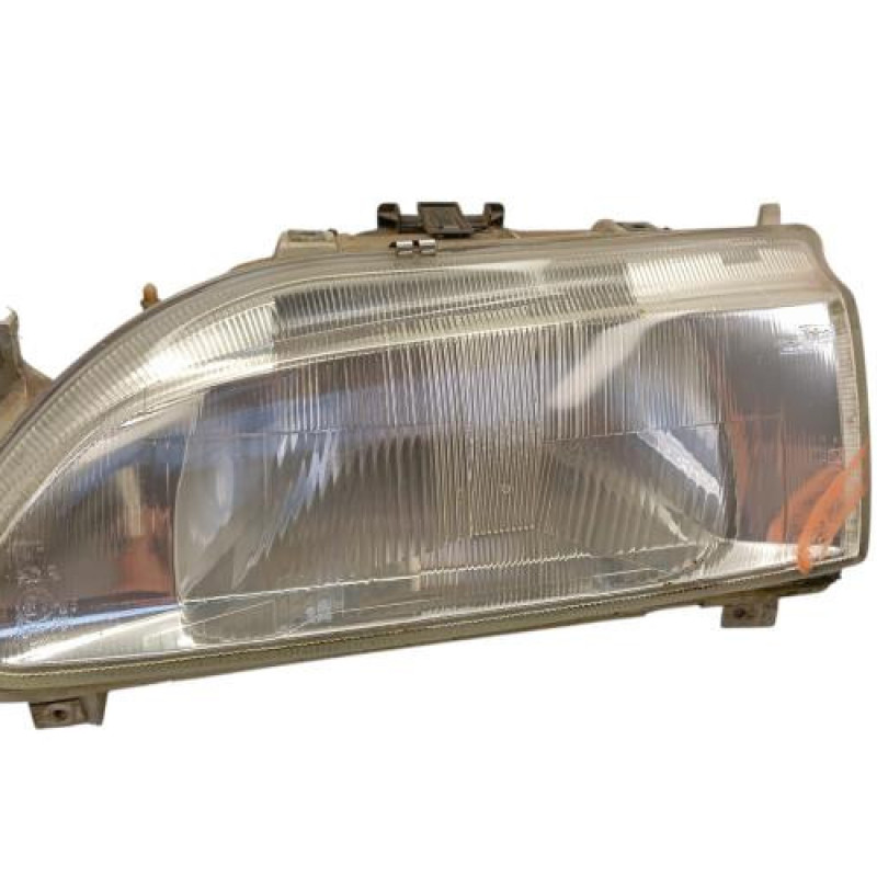 Optique avant principal gauche (feux)(phare) RENAULT R19