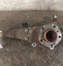 Moyeu avant droit BMW SERIE 5 F07 GRAN TURISMO Photo n°1