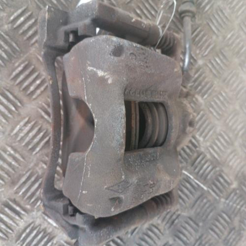 Etrier avant droit (freinage) OPEL VIVARO 2 Etrier avant droit (freinage) OPEL VIVARO 2