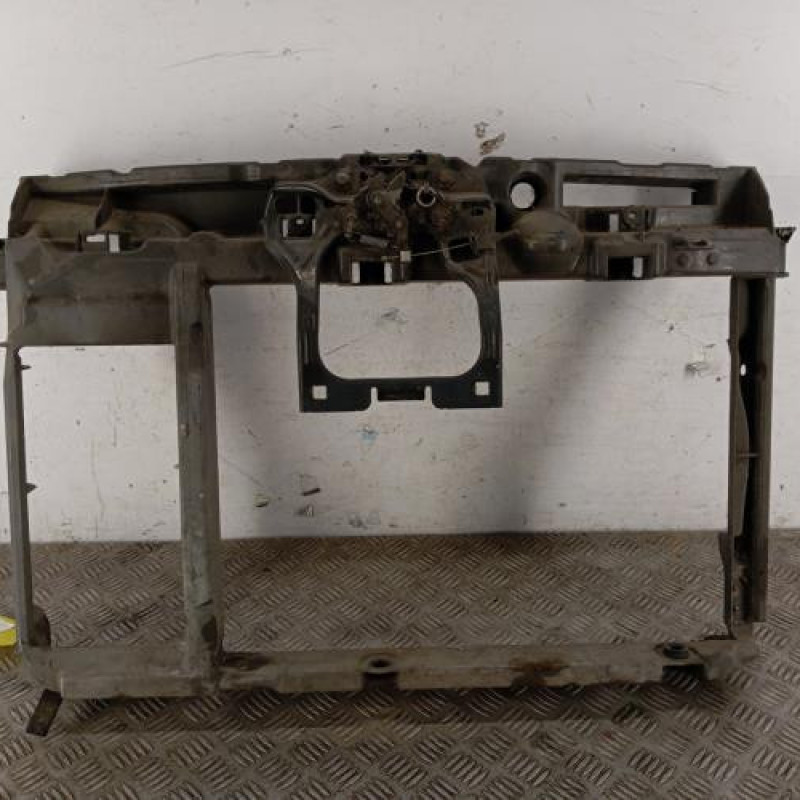 Face avant PEUGEOT 208 1