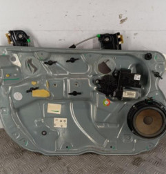 Leve vitre electrique avant gauche VOLKSWAGEN POLO 4 Photo n°1