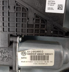 Leve vitre electrique avant gauche VOLKSWAGEN POLO 4 Photo n°4