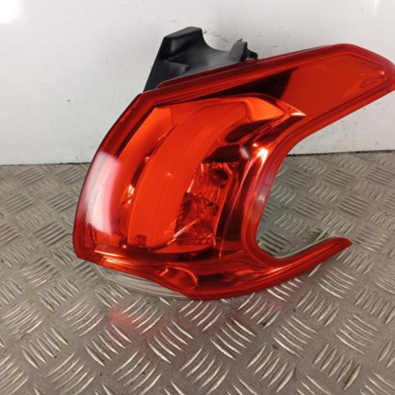 Feu arriere principal droit (feux) PEUGEOT 2008 1