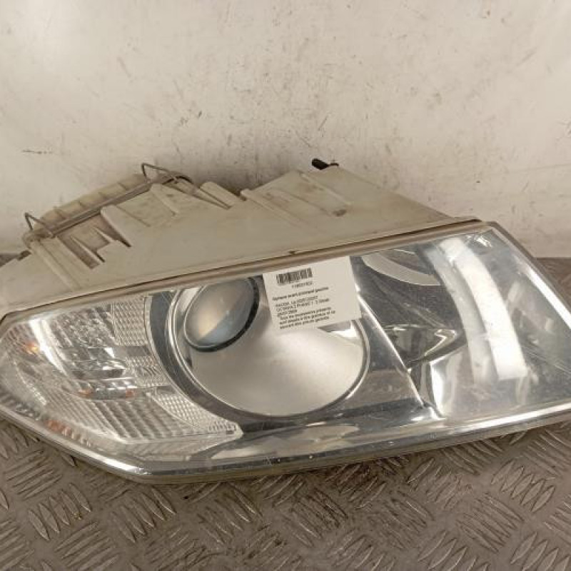 Optique avant principal gauche (feux)(phare) SKODA OCTAVIA 2