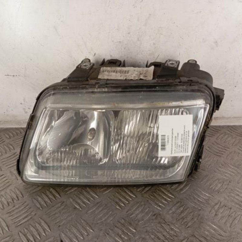 Optique avant principal gauche (feux)(phare) AUDI A3 1