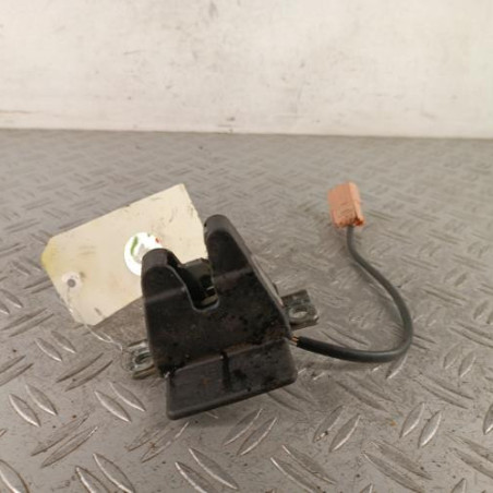 Serrure de hayon VOLKSWAGEN FOX