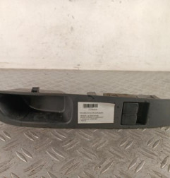 Interrupteur de leve vitre avant gauche NISSAN MICRA 3 Photo n°1