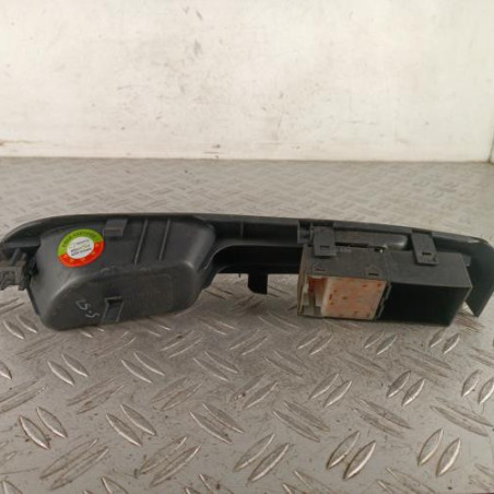 Interrupteur de leve vitre avant gauche NISSAN MICRA 3
