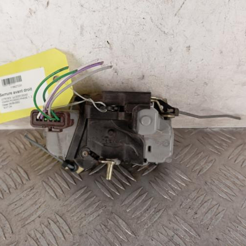 Serrure avant droit CITROEN XSARA PICASSO