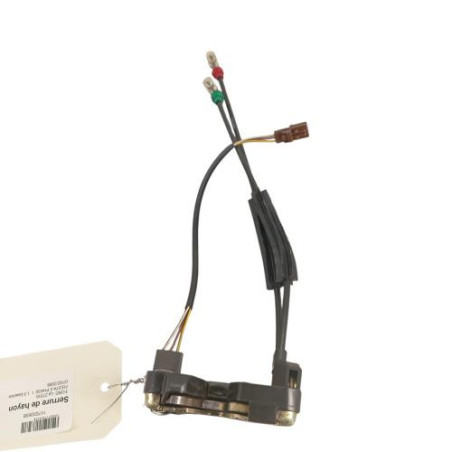 Serrure de hayon FORD FIESTA 5