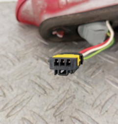 Feu arriere secondaire gauche (feux) PEUGEOT 607 Photo n°4