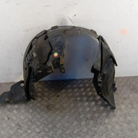 Pare boue avant droit NISSAN QASHQAI 1