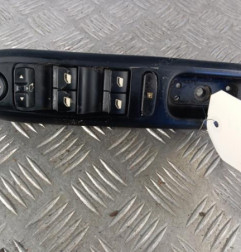 Interrupteur de leve vitre avant gauche PEUGEOT 407 Photo n°1