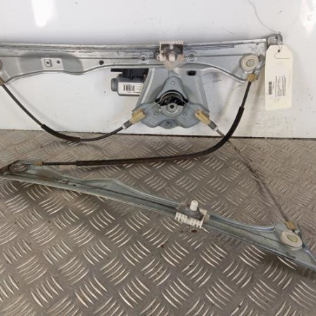 Leve vitre electrique avant gauche RENAULT CLIO 3 Photo n°1