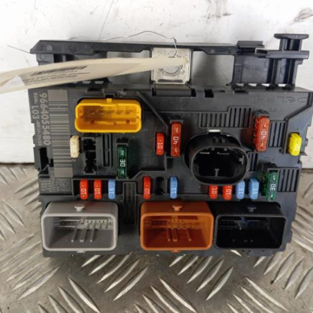 Boitier servitude moteur (BSM) PEUGEOT 1007 Photo n°1