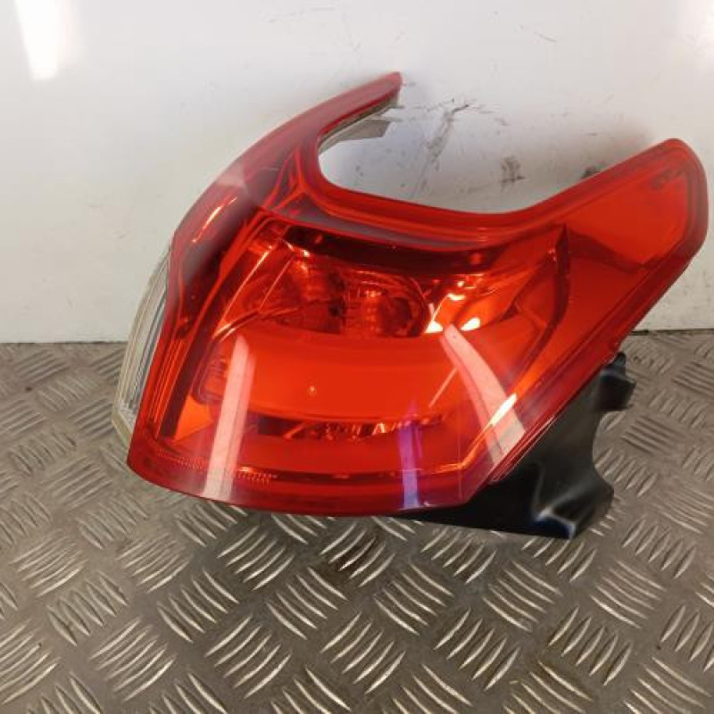 Feu arriere principal gauche (feux) PEUGEOT 2008 1