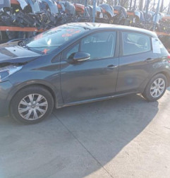 Renfort pare choc arriere (traverse) PEUGEOT 208 1 Photo n°1