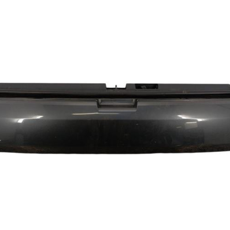 Hayon inferieur PEUGEOT 3008 1