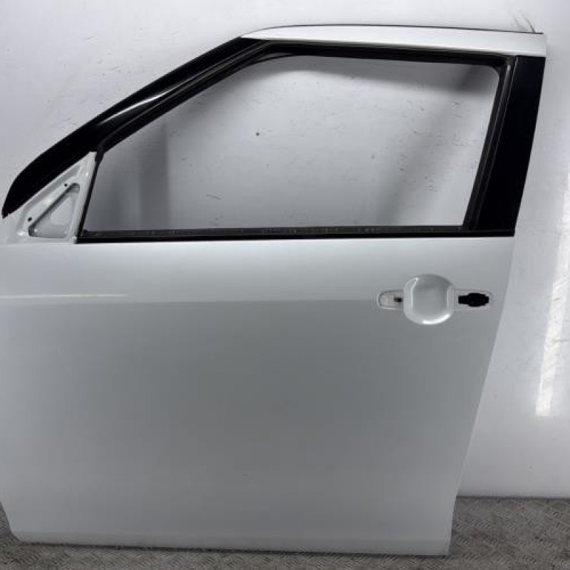 Porte avant gauche SUZUKI SWIFT 4