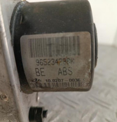 Bloc ABS (freins anti-blocage) PEUGEOT 206 Photo n°3