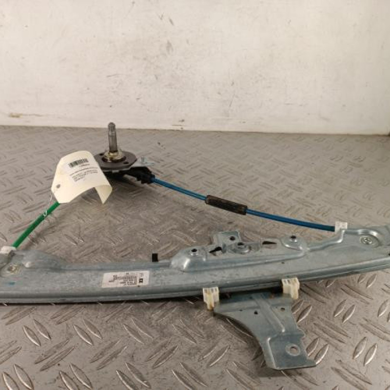 Leve vitre mecanique arriere droit PEUGEOT 208 1