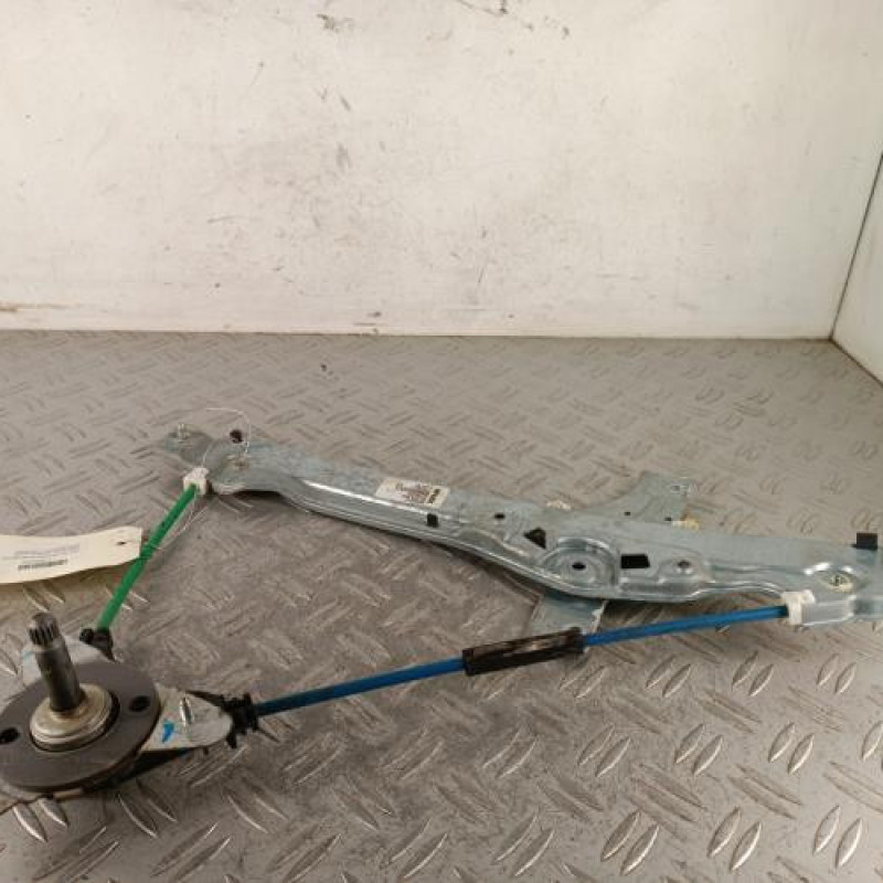 Leve vitre mecanique arriere gauche PEUGEOT 208 1