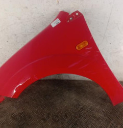 Aile avant gauche FORD FIESTA 5 Photo n°1