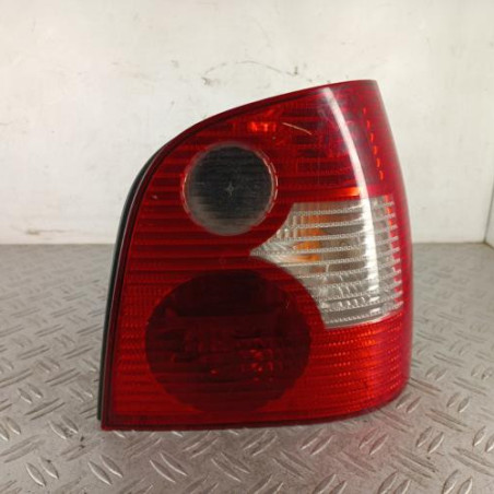 Feu arriere principal droit (feux) VOLKSWAGEN POLO 4 Photo n°1