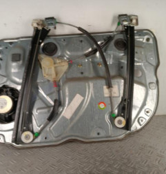 Leve vitre electrique avant gauche VOLKSWAGEN POLO 4