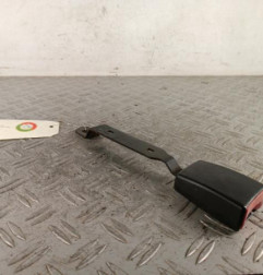Attache ceinture avant droit SKODA FABIA 1